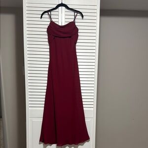 Elegant Burgundy Spaghetti Strap Dress